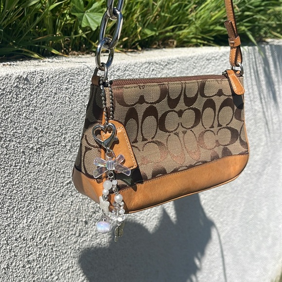 🍂Rare beauty Coach Y2K signature Jacquard Demi Pochette Bag butterfly Charm - Picture 1 of 10